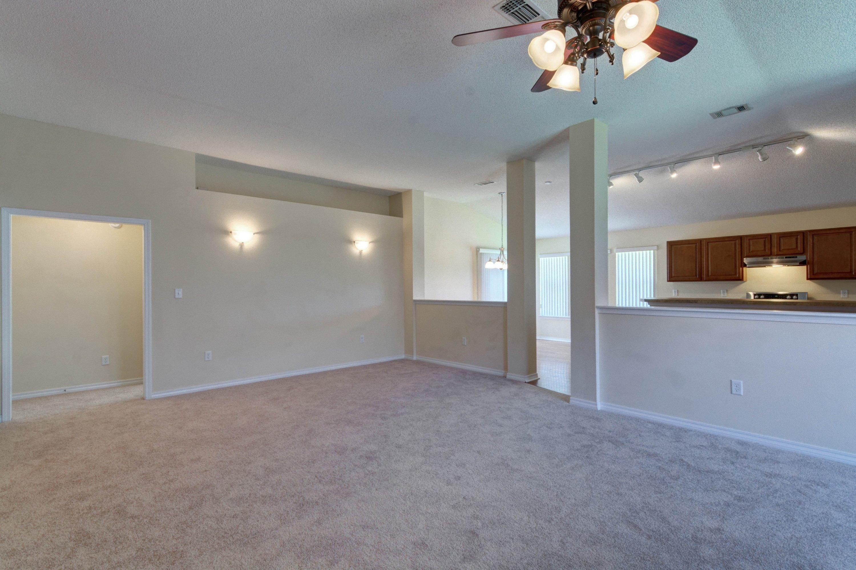 KELLIE'S WAY - Residential