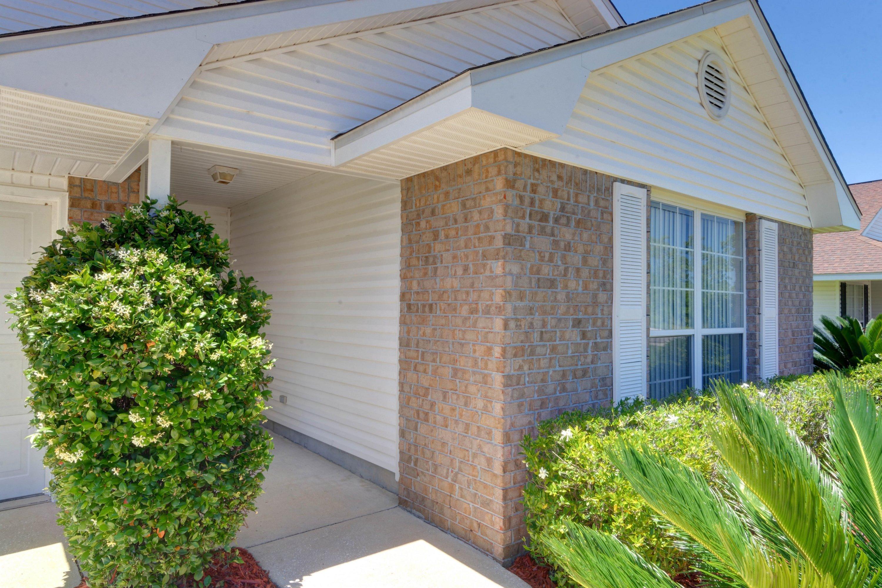 KELLIE'S WAY - Residential