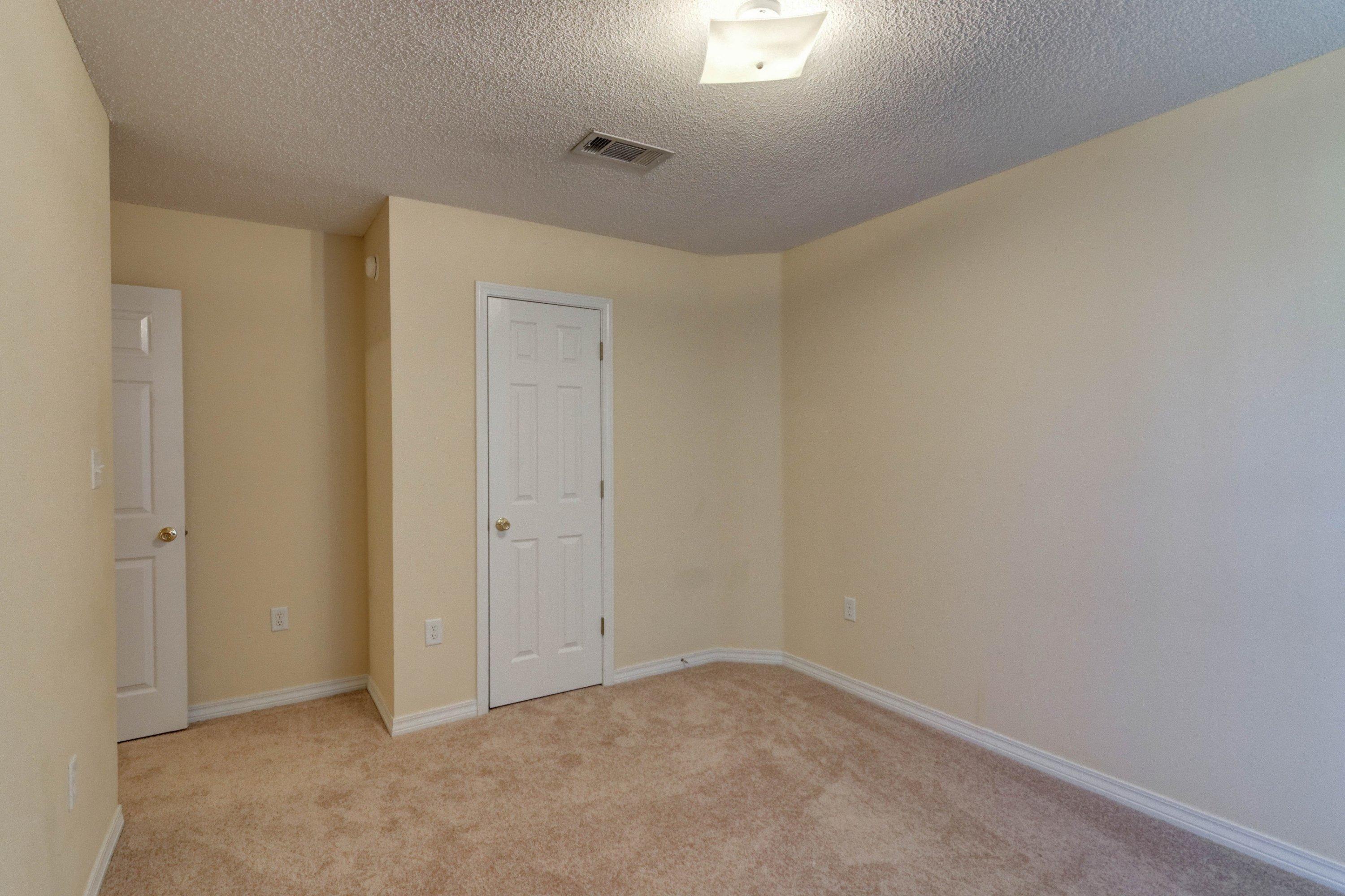 KELLIE'S WAY - Residential