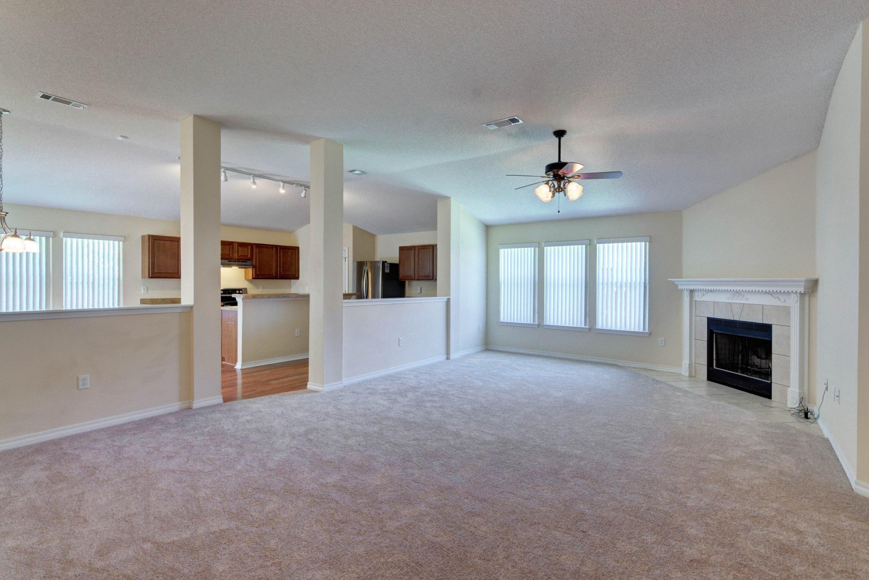 KELLIE'S WAY - Residential