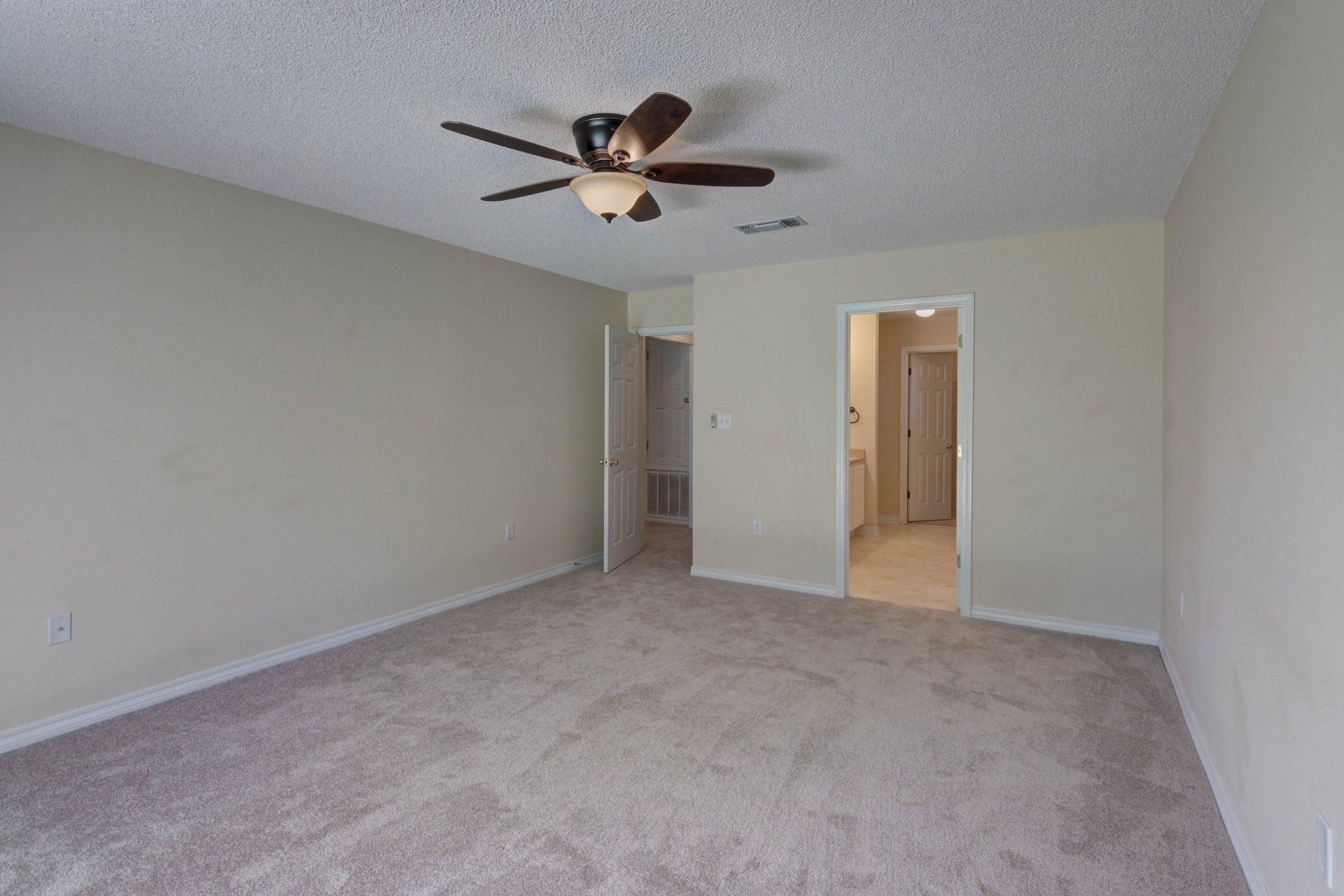 KELLIE'S WAY - Residential