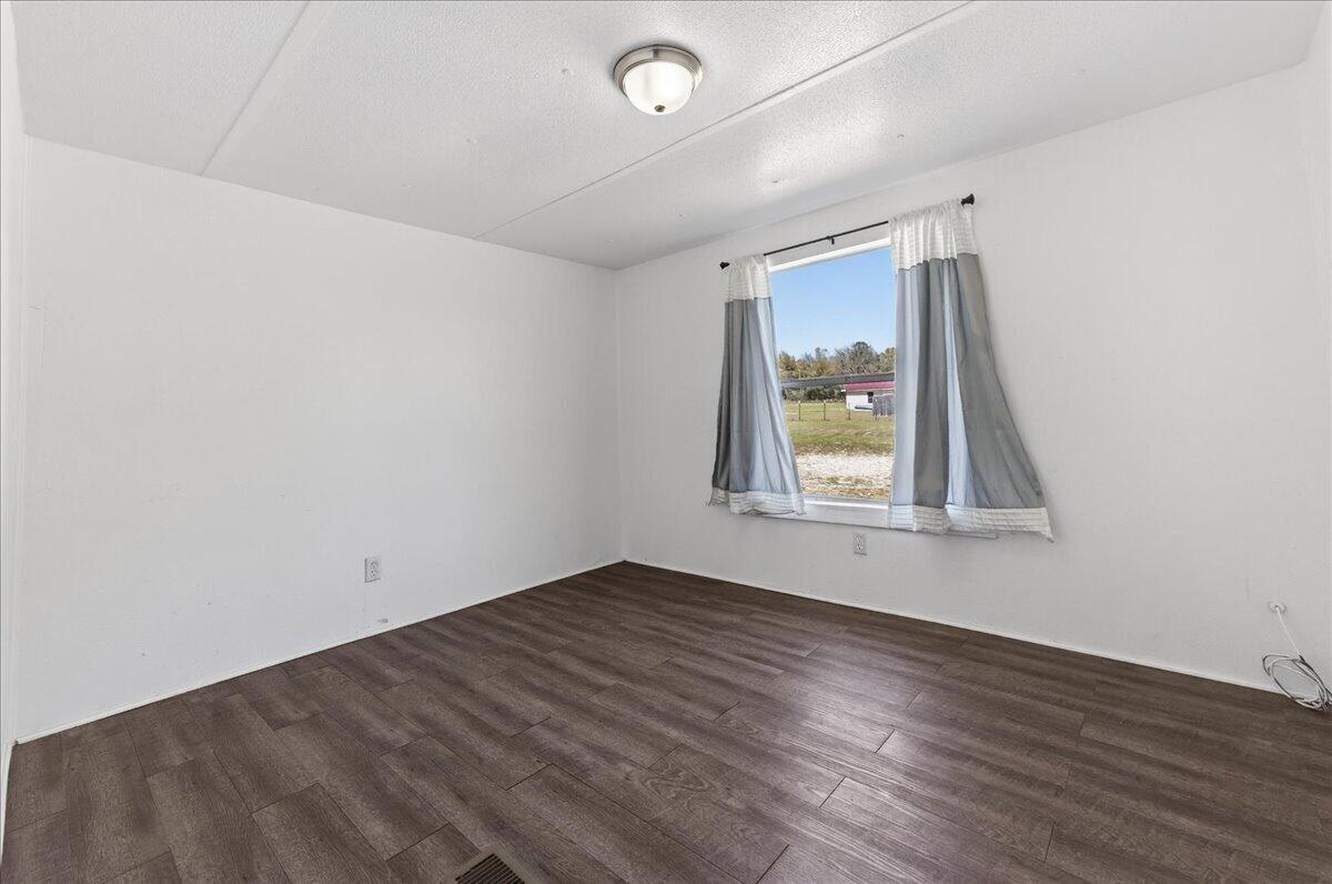 PARCELS 34 & 35 SHOAL RIVER FARMS UNREC S/D - Residential