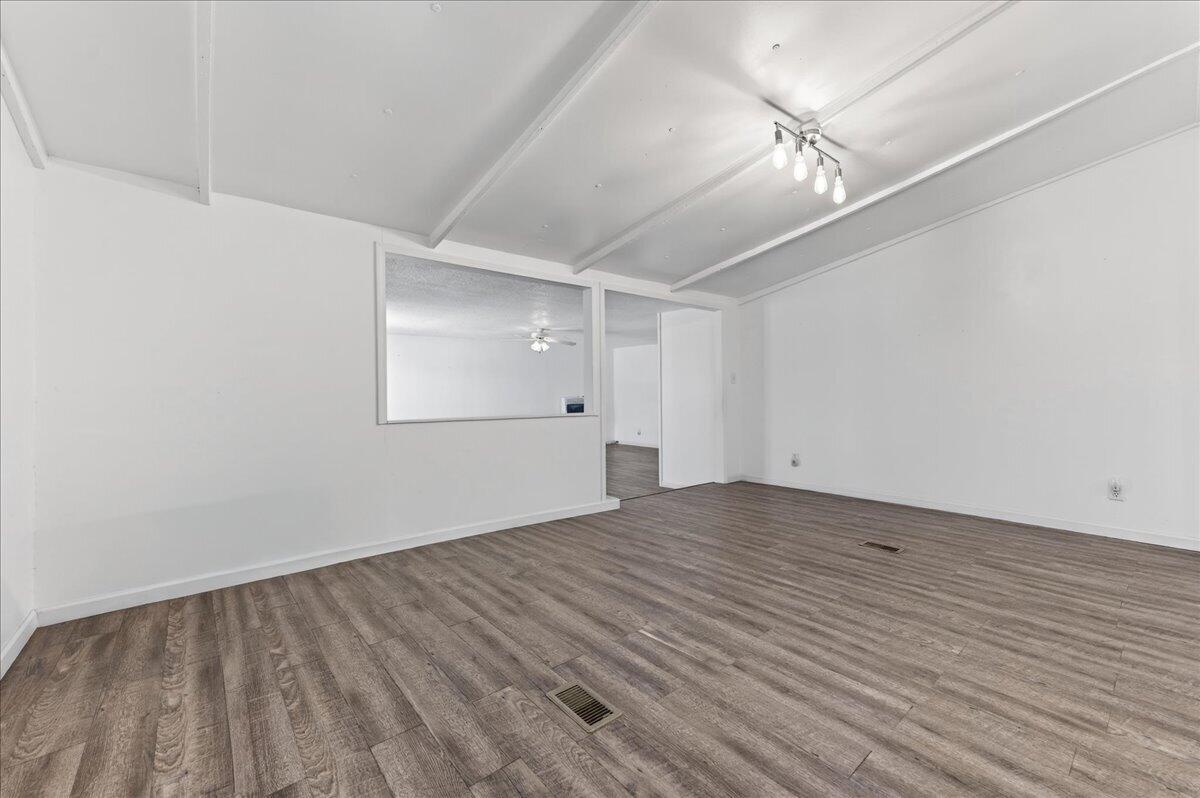 PARCELS 34 & 35 SHOAL RIVER FARMS UNREC S/D - Residential