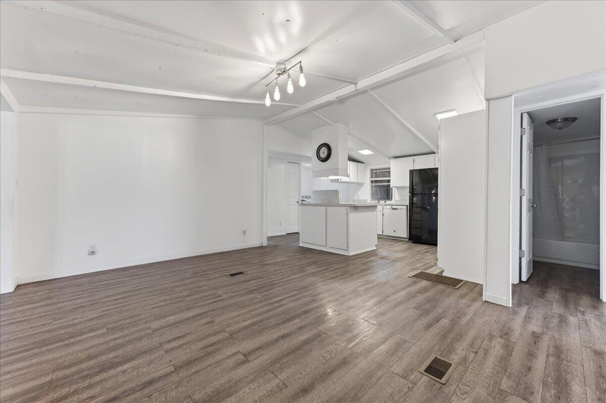 PARCELS 34 & 35 SHOAL RIVER FARMS UNREC S/D - Residential