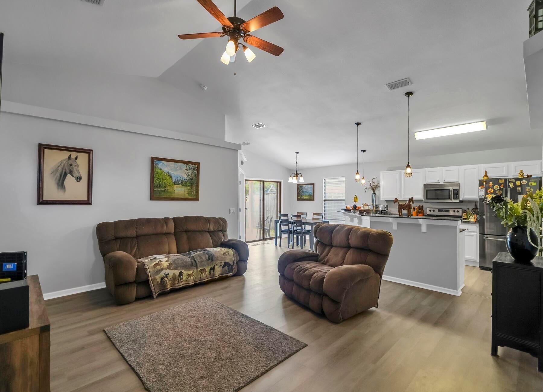 2126 Durell Lane