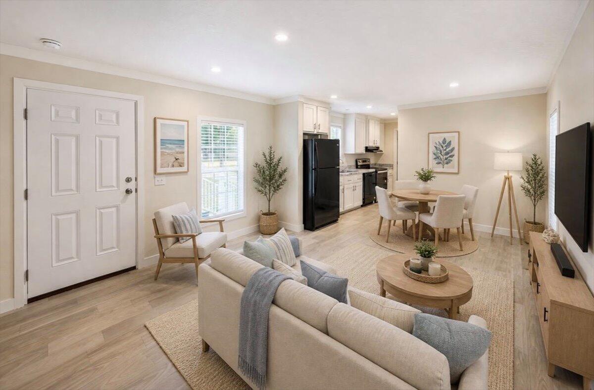 OAKWOOD HILLS UNIT 1 - Residential