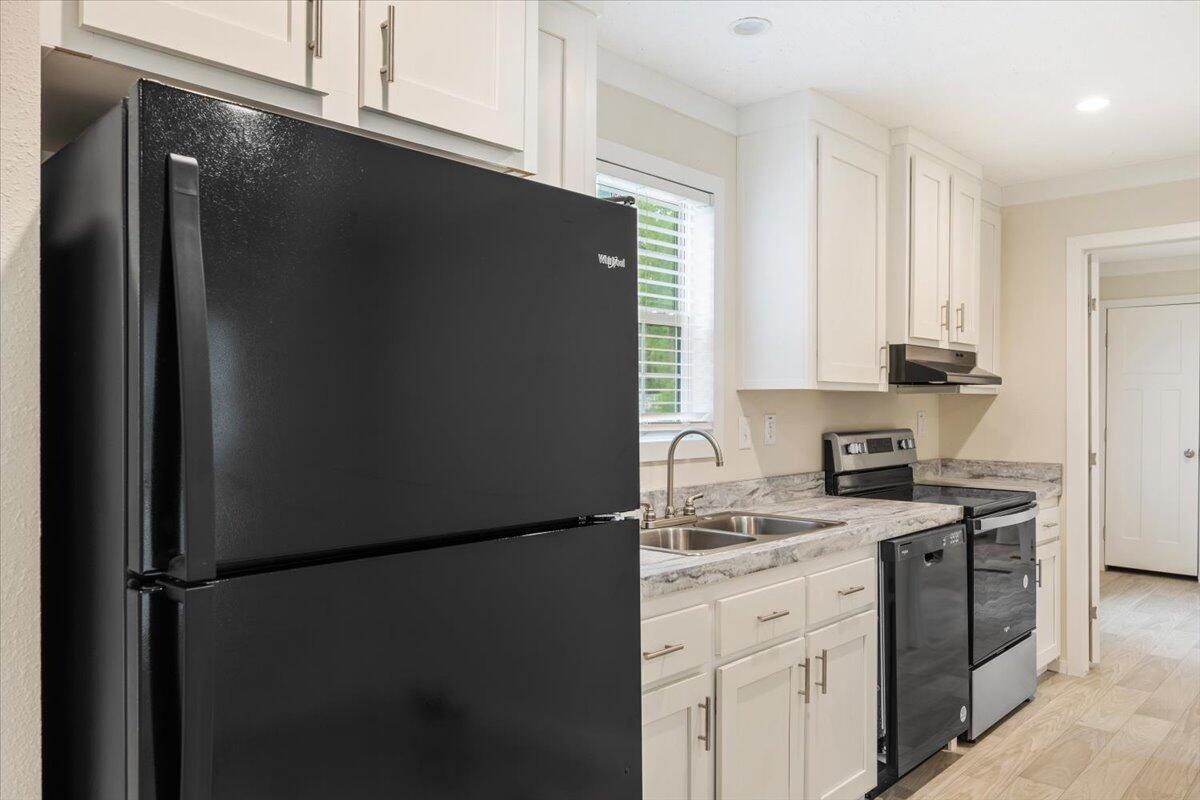 OAKWOOD HILLS UNIT 1 - Residential