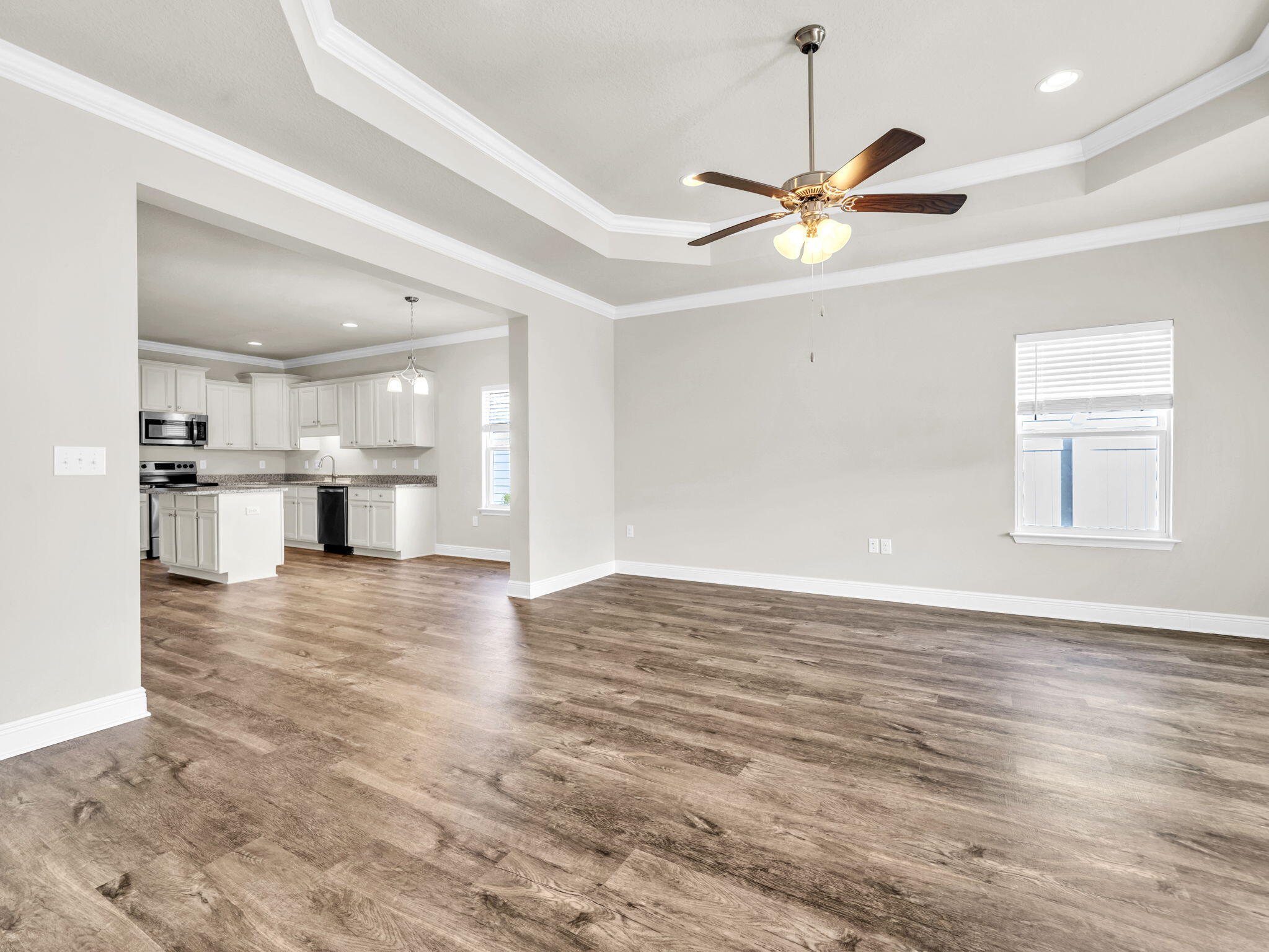 STONEGATE - Residential