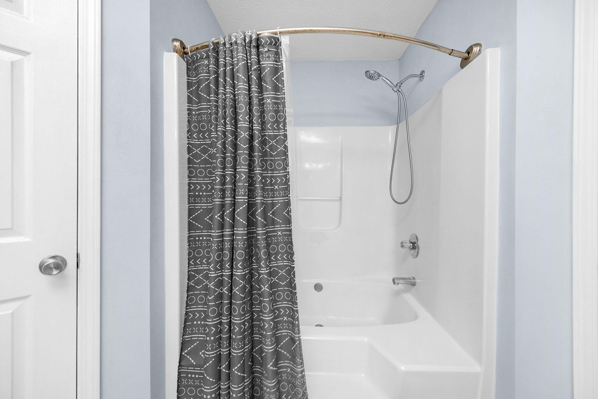 COUNTRYVIEW ESTATES 10TH ADDN - Residential