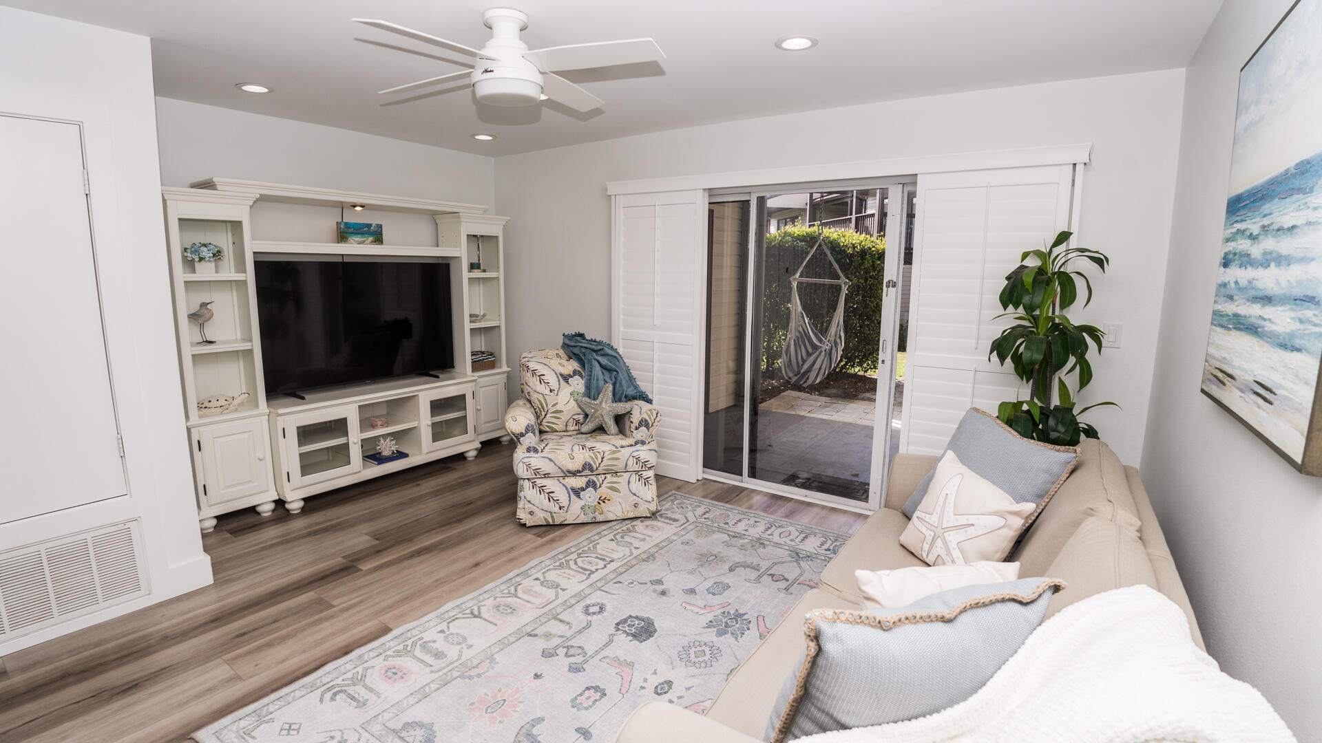 PORTSIDE CONDO - Residential