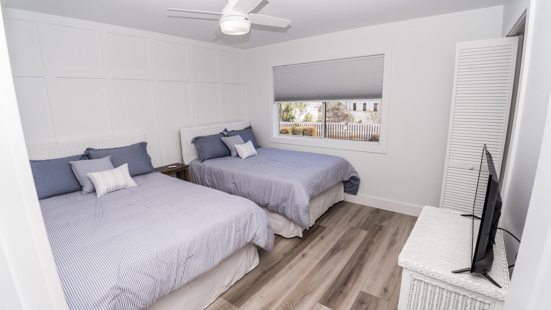 PORTSIDE CONDO - Residential