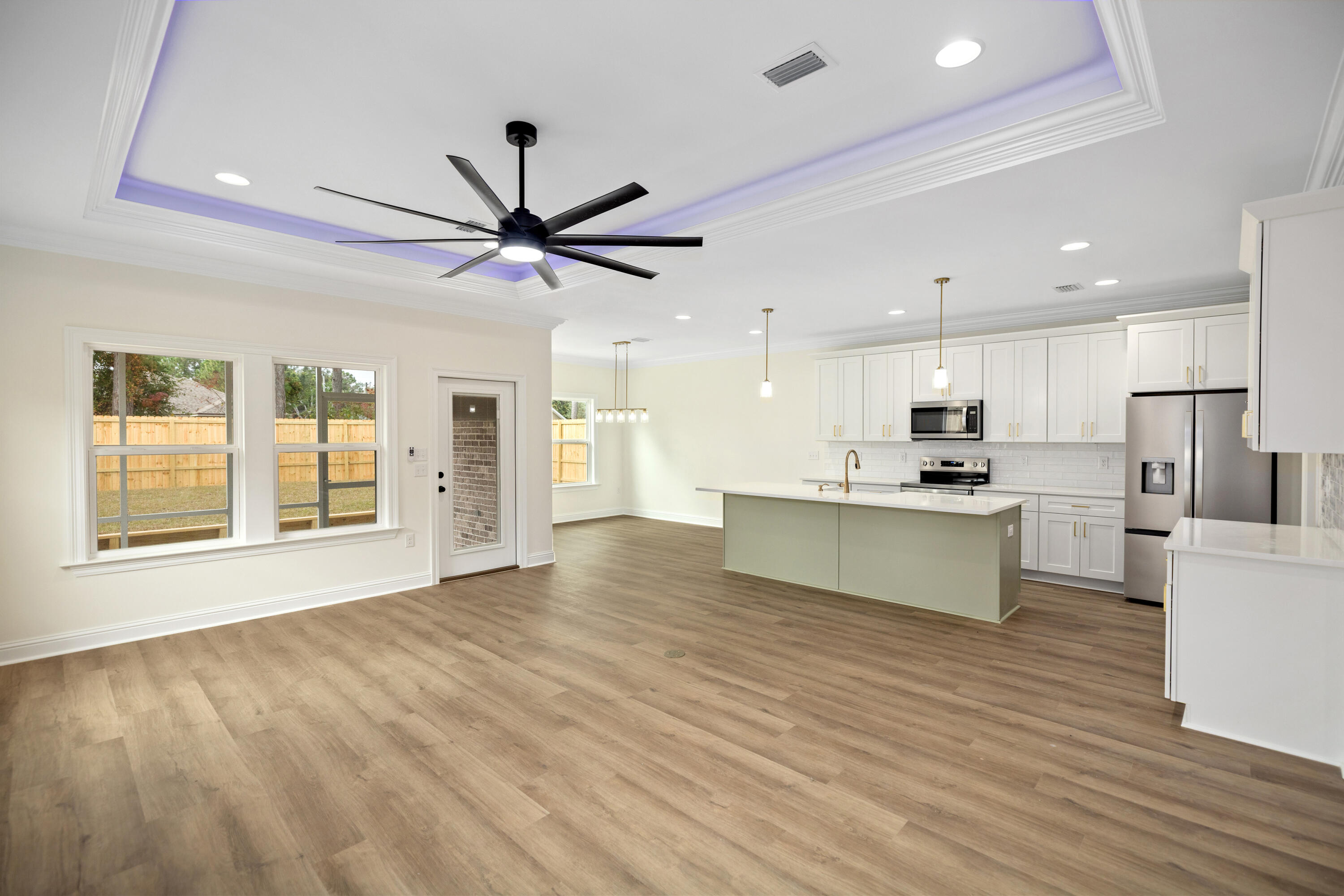 VILLA TASSO TOWN OF - Residential