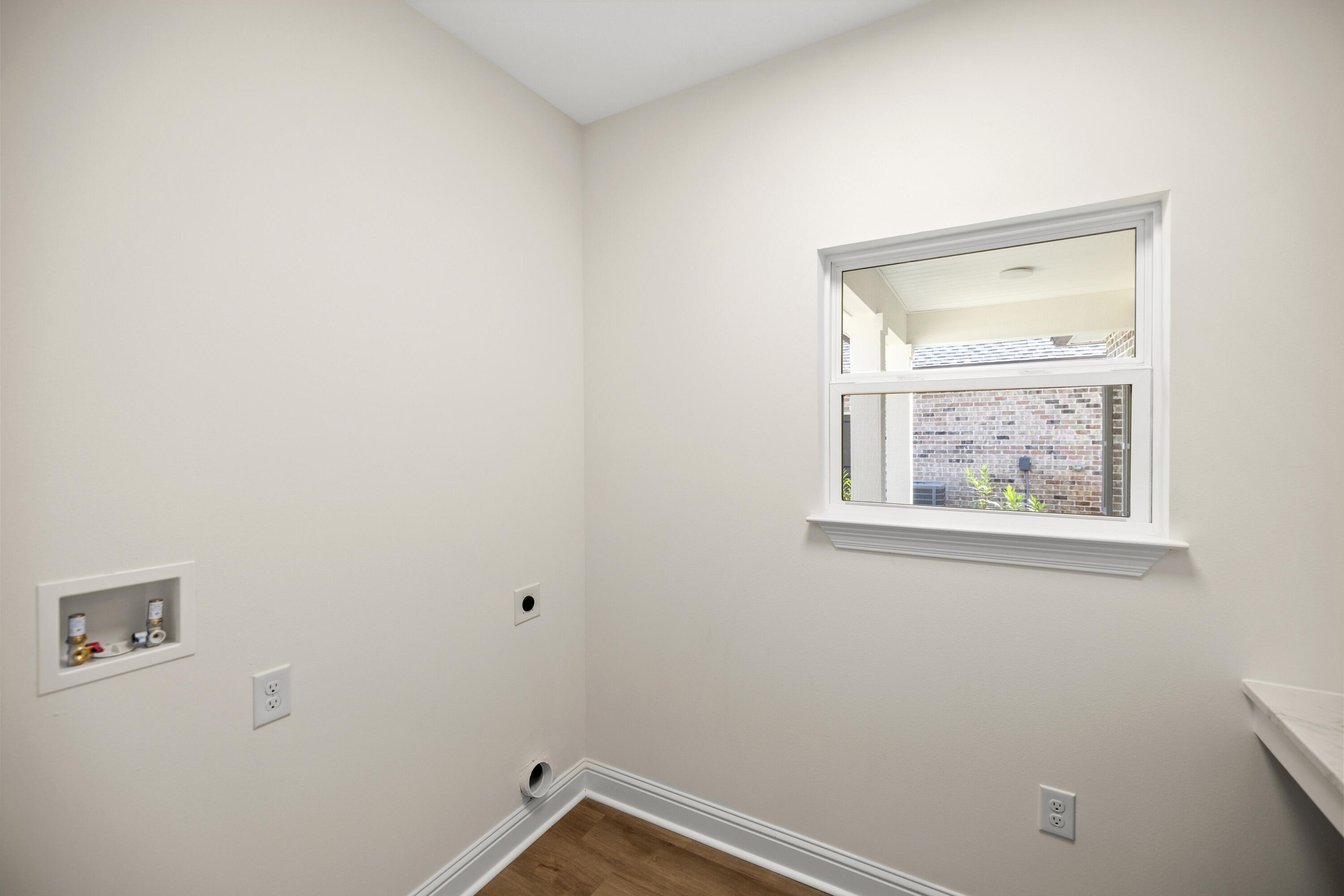 VILLA TASSO TOWN OF - Residential