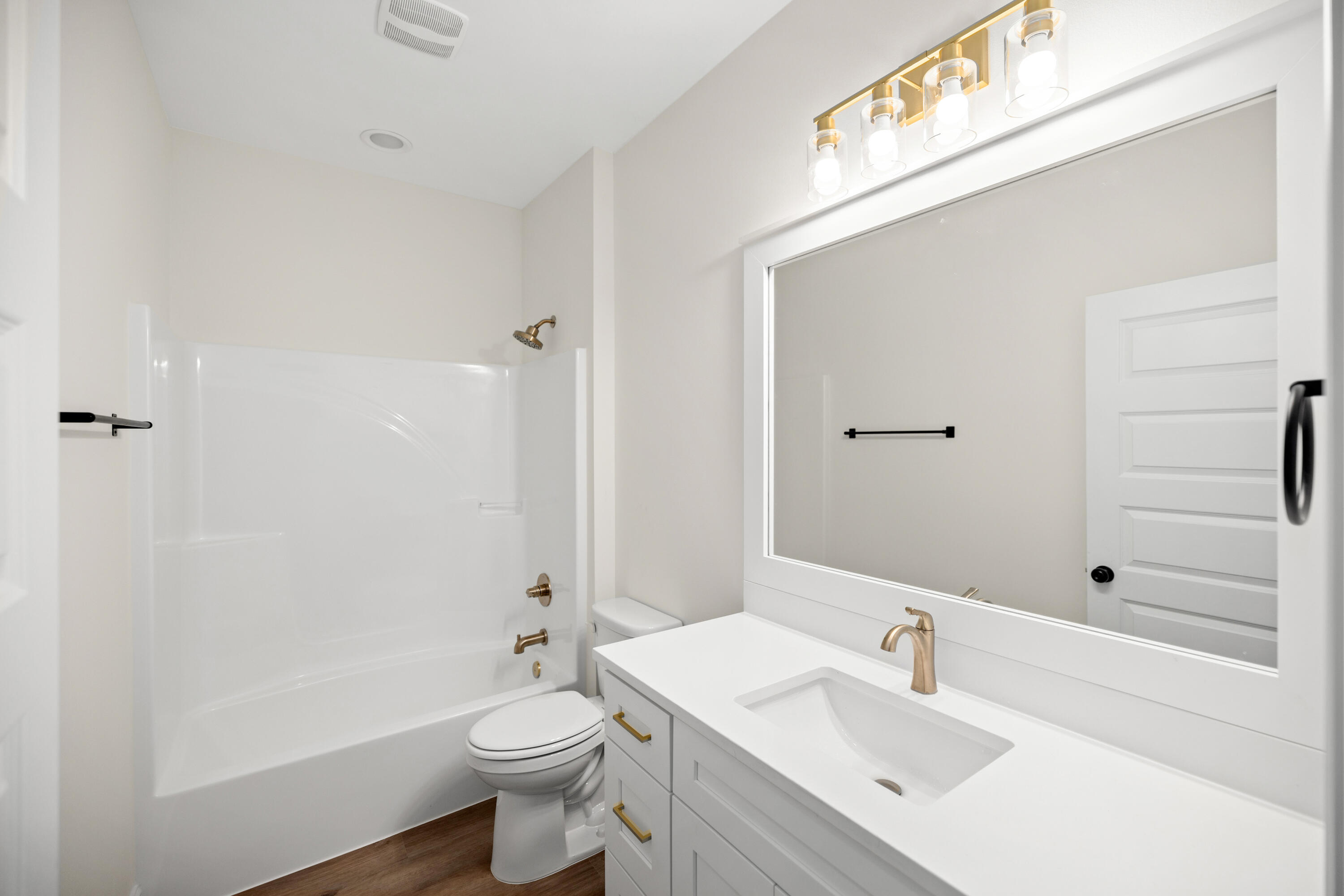 VILLA TASSO TOWN OF - Residential