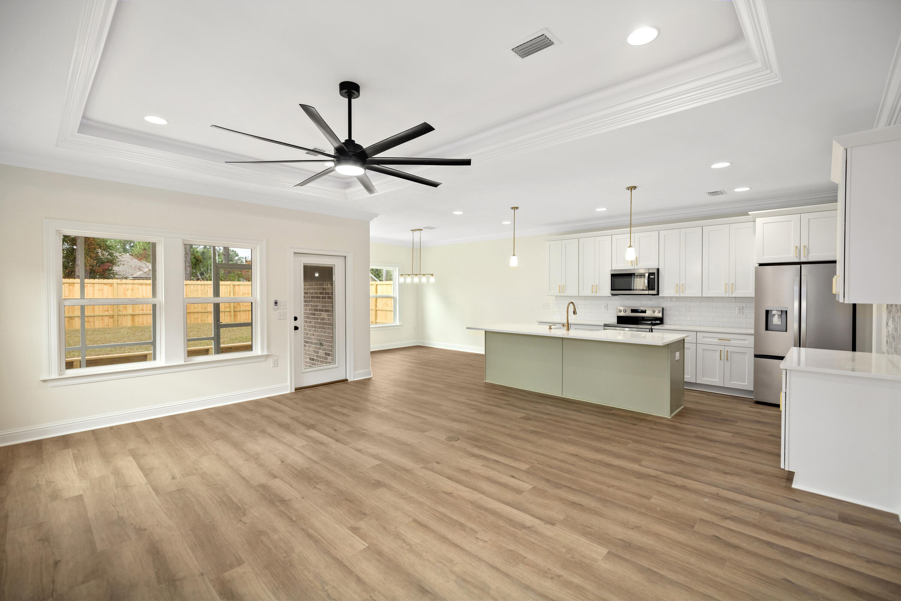 VILLA TASSO TOWN OF - Residential