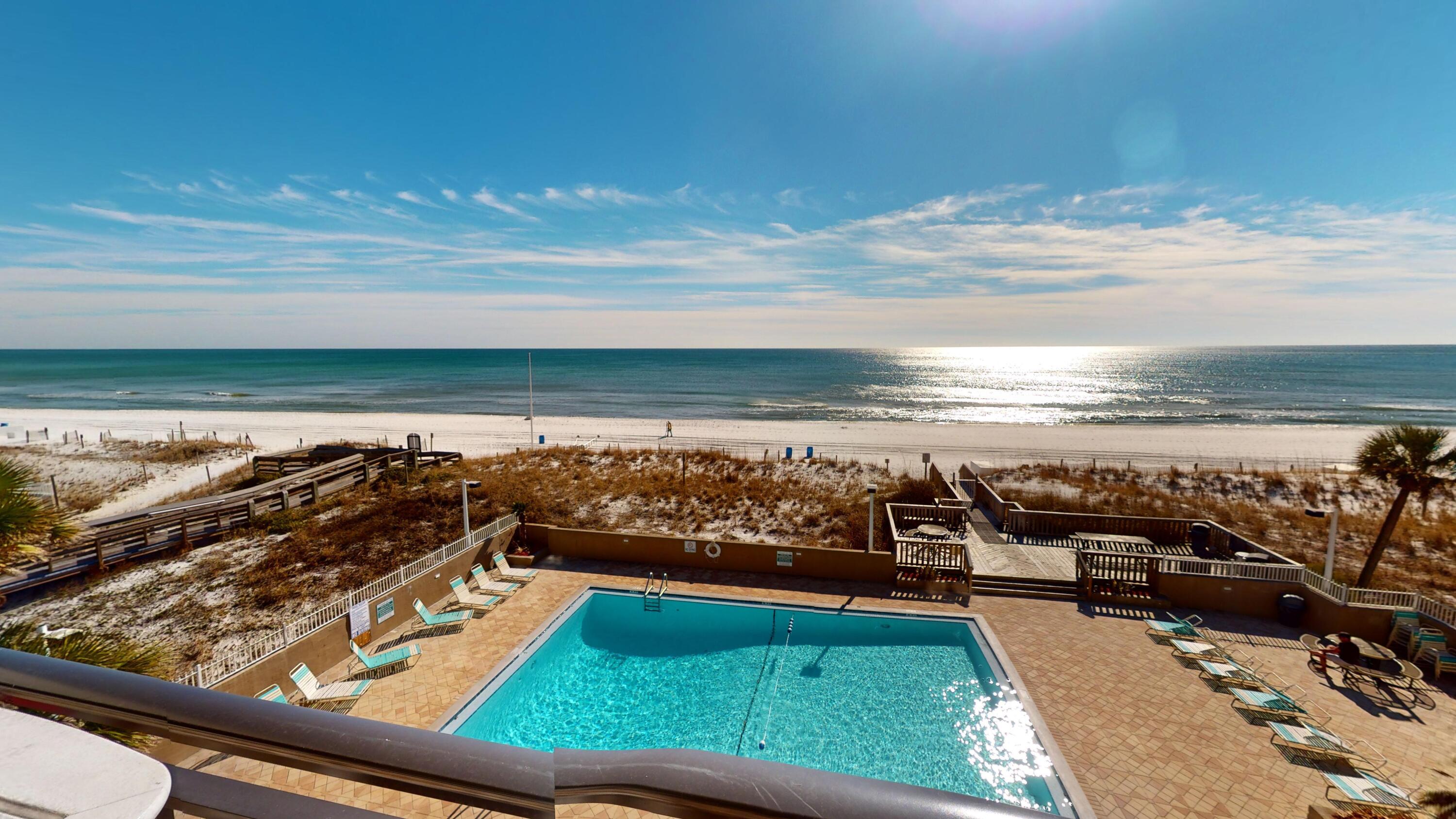 EMERALD ISLE - Residential