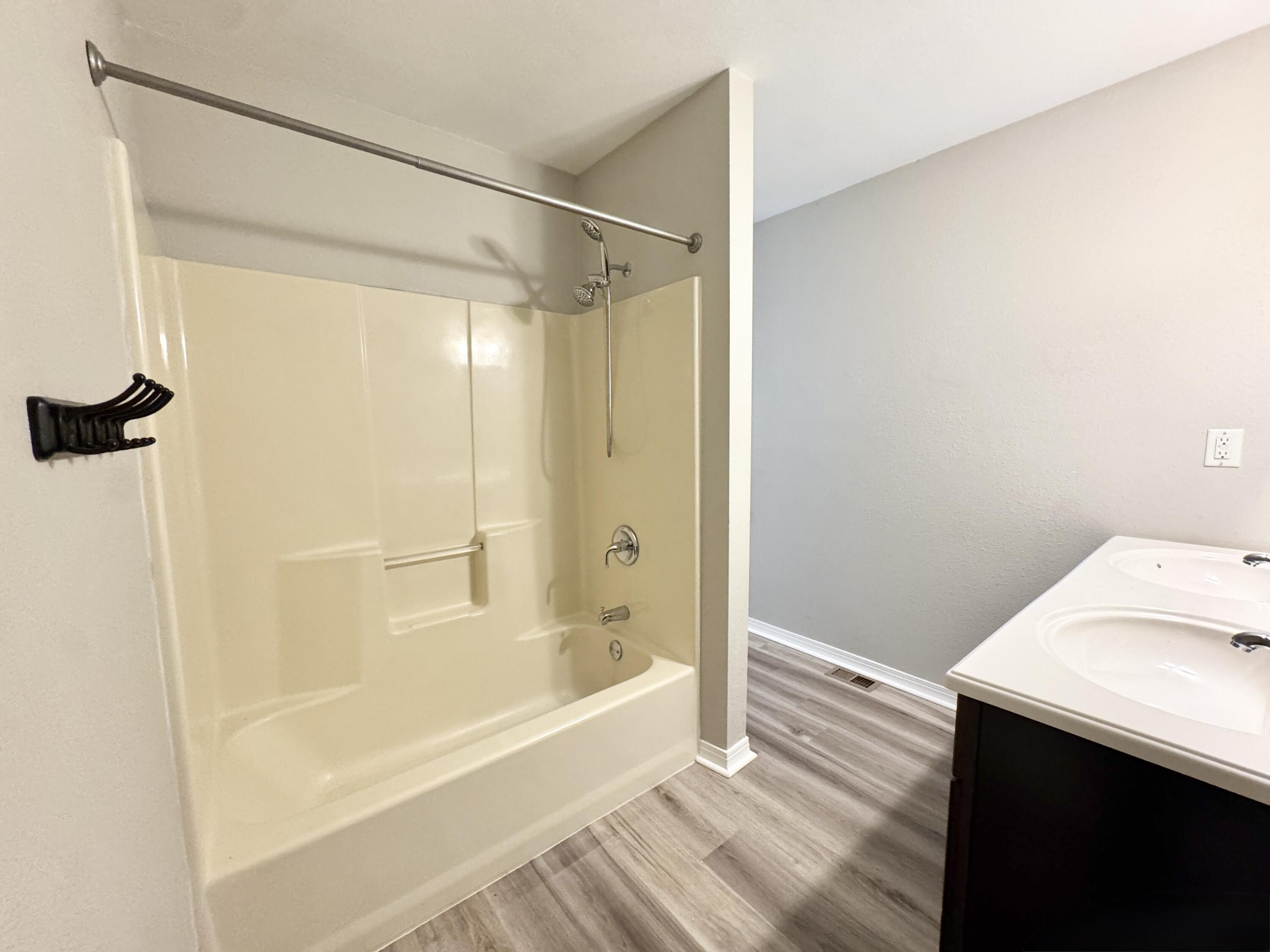 LANTERN RIDGE S/D PH 2 - Residential