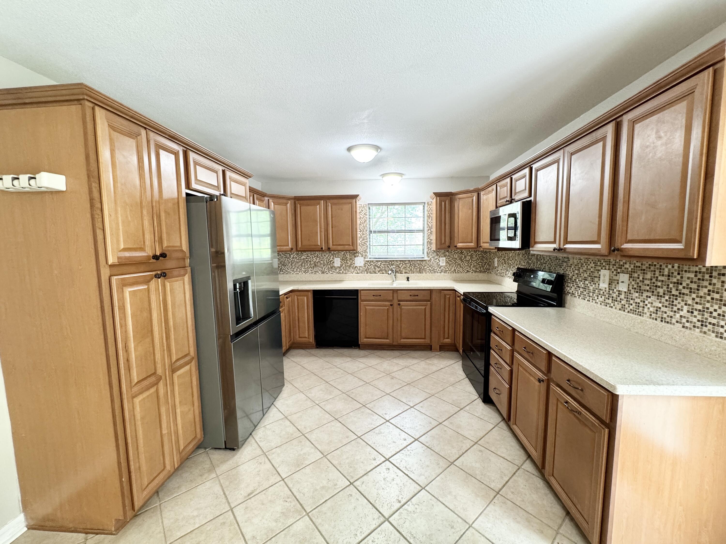 LANTERN RIDGE S/D PH 2 - Residential