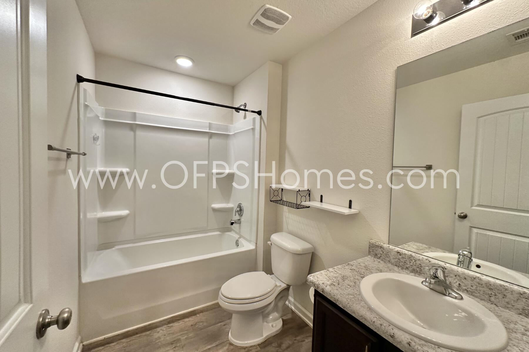 Redstone Commons - Residential Lease