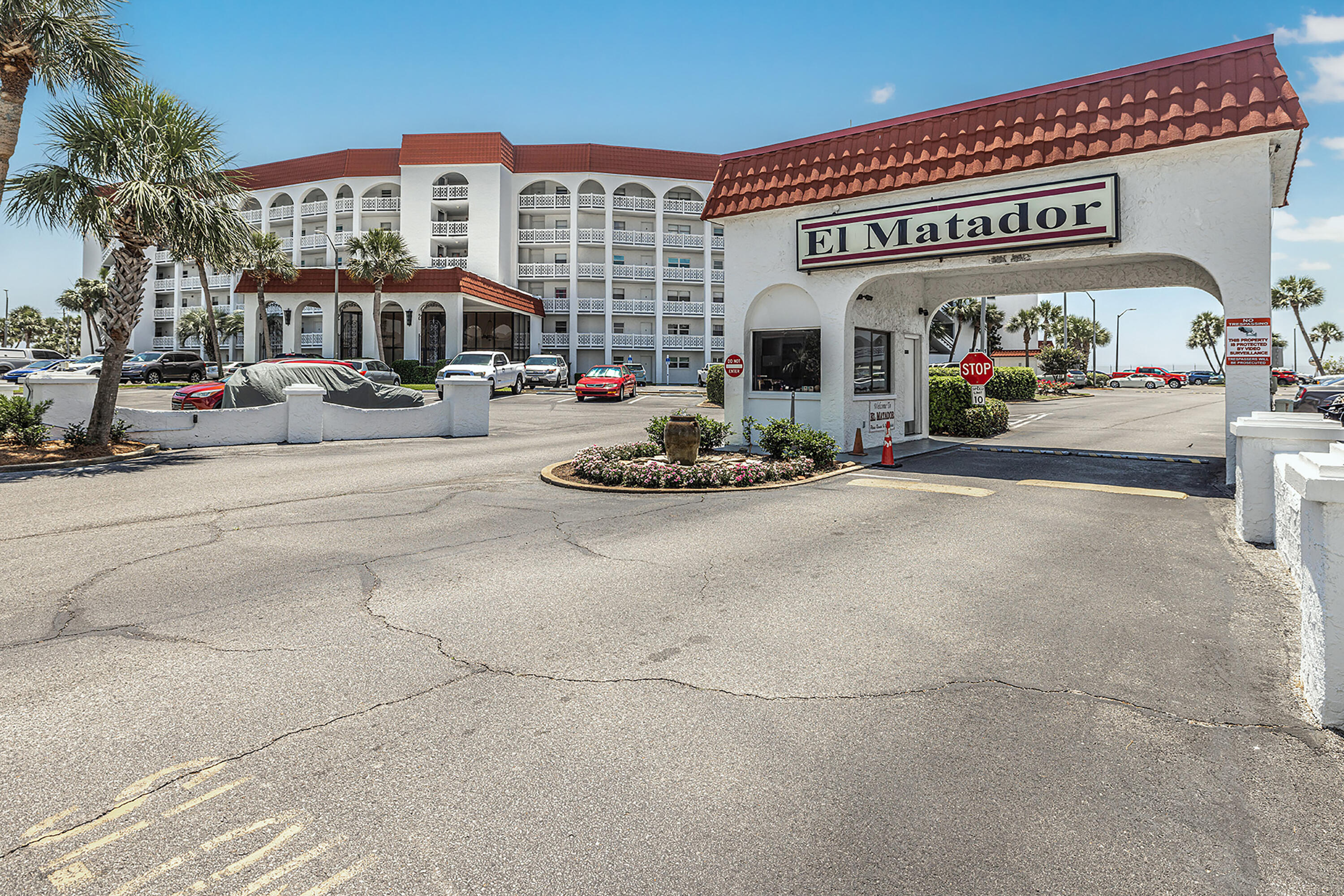 EL MATADOR CONDO - Residential Lease