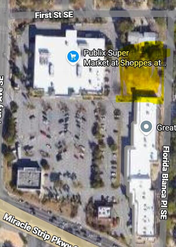 THE SHOPPES AT PARADISE POINTE - Land