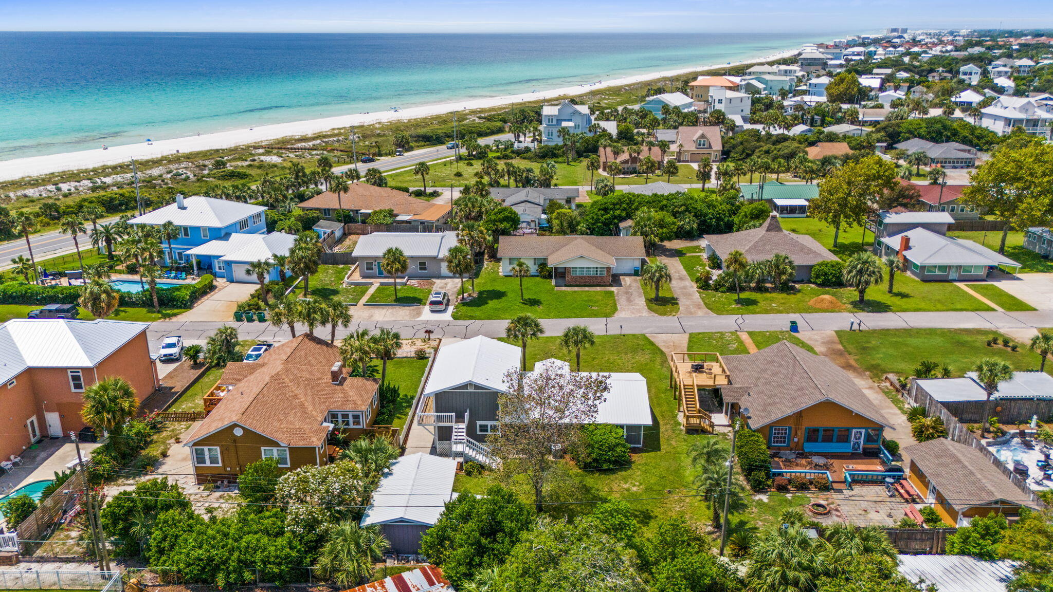 SANTA MONICA BEACH - Residential