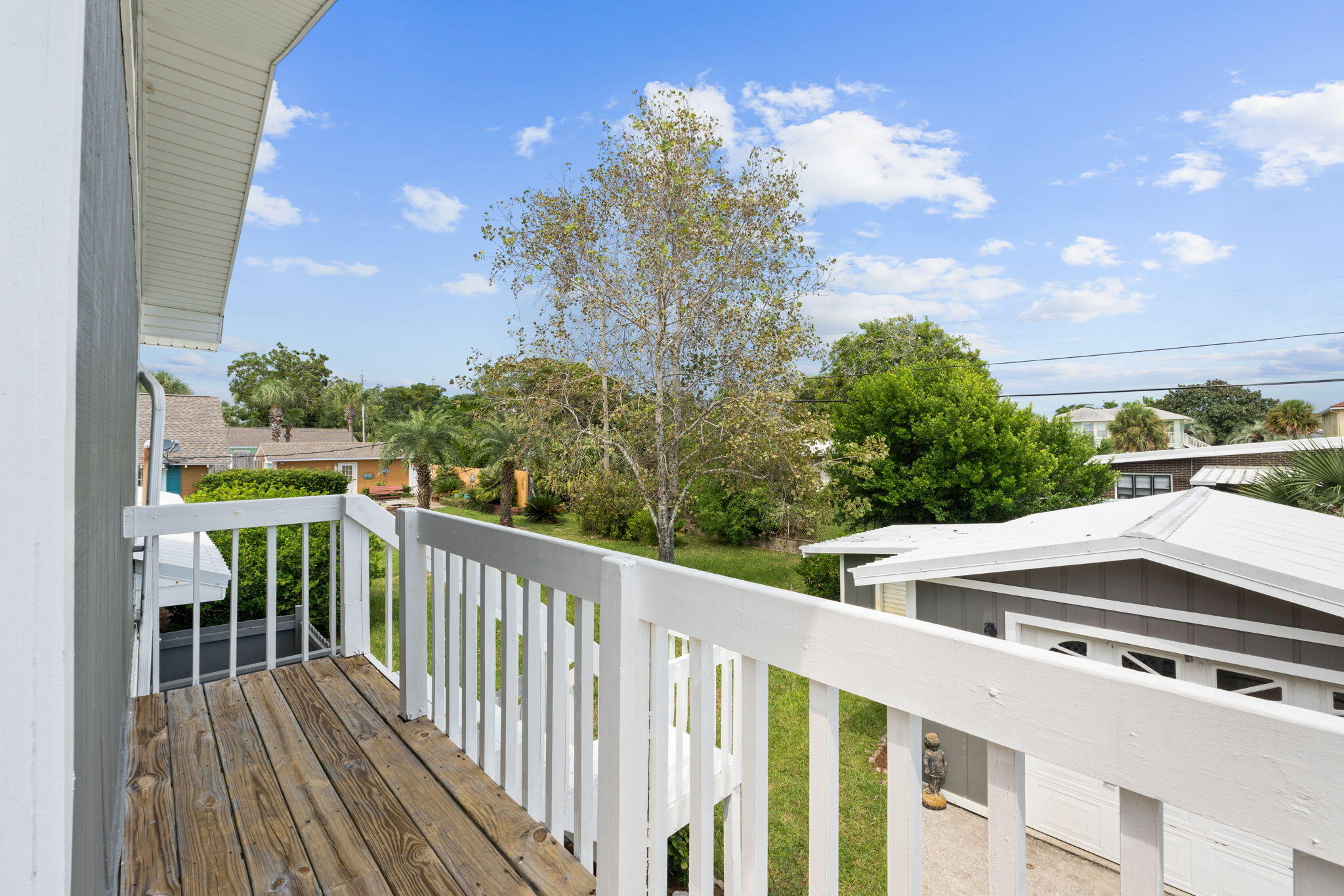 SANTA MONICA BEACH - Residential
