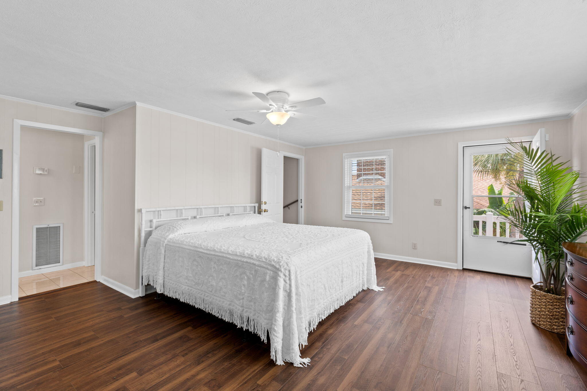 SANTA MONICA BEACH - Residential