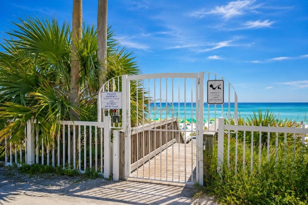 2830 SCENIC GULF DR UNIT 228, MIRAMAR BEACH, FL 32550 - Image e2456cabb8d5c5088b5ac0f95cee71fc/1078686046