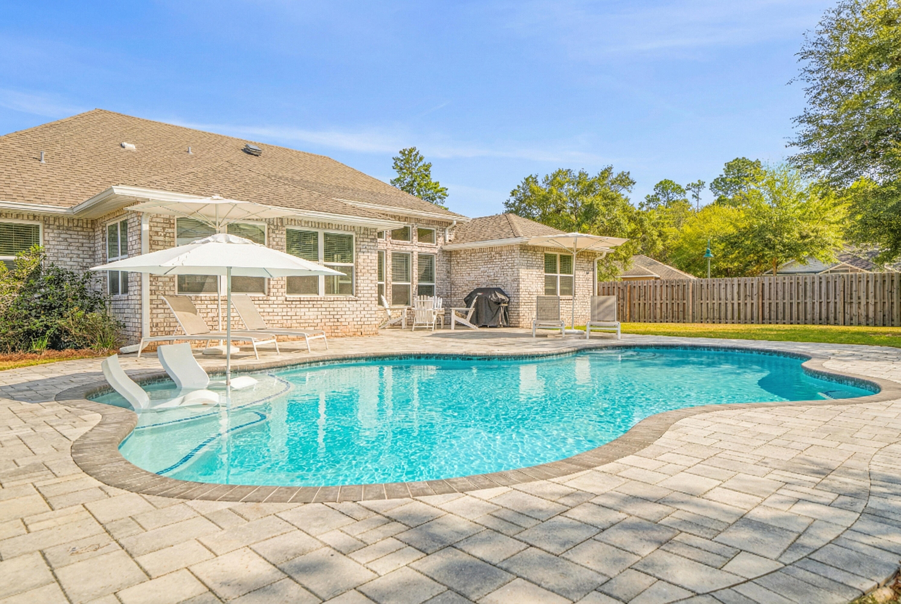 HAMMOCK BAY - Residential