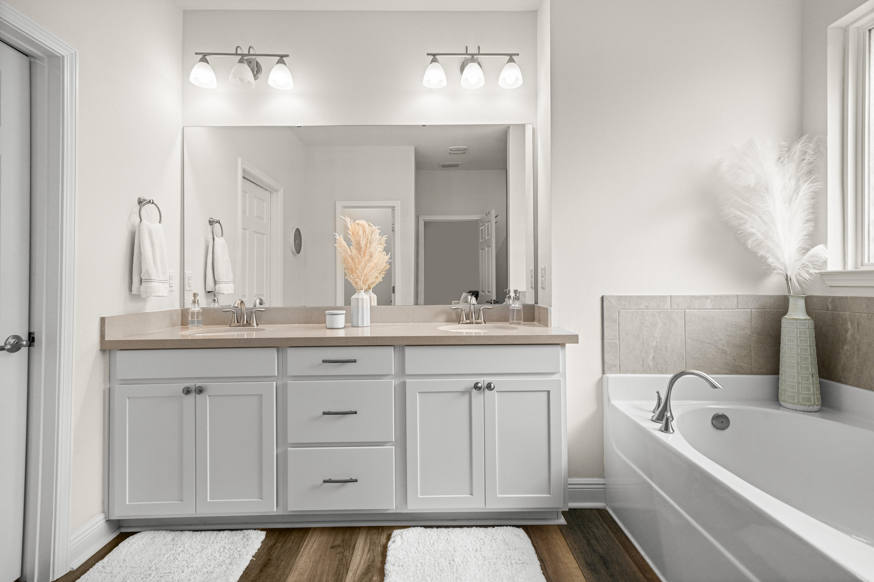 HAMMOCK BAY - Residential