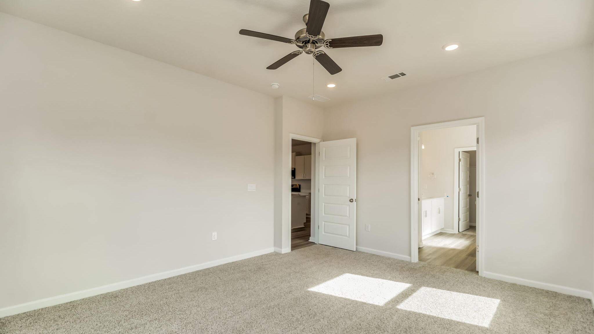 Deer Ridge Crossing - Residential