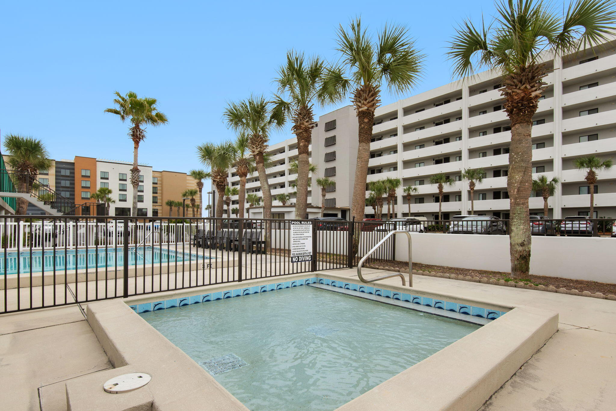 SURF DWELLER CONDO - Residential