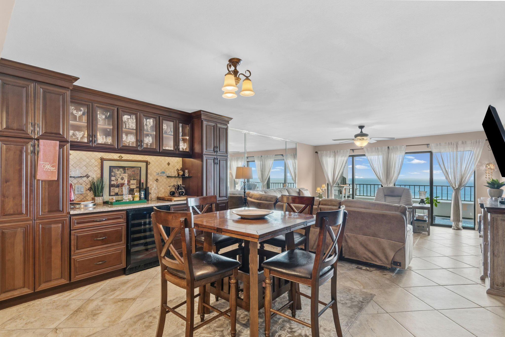 SURF DWELLER CONDO - Residential