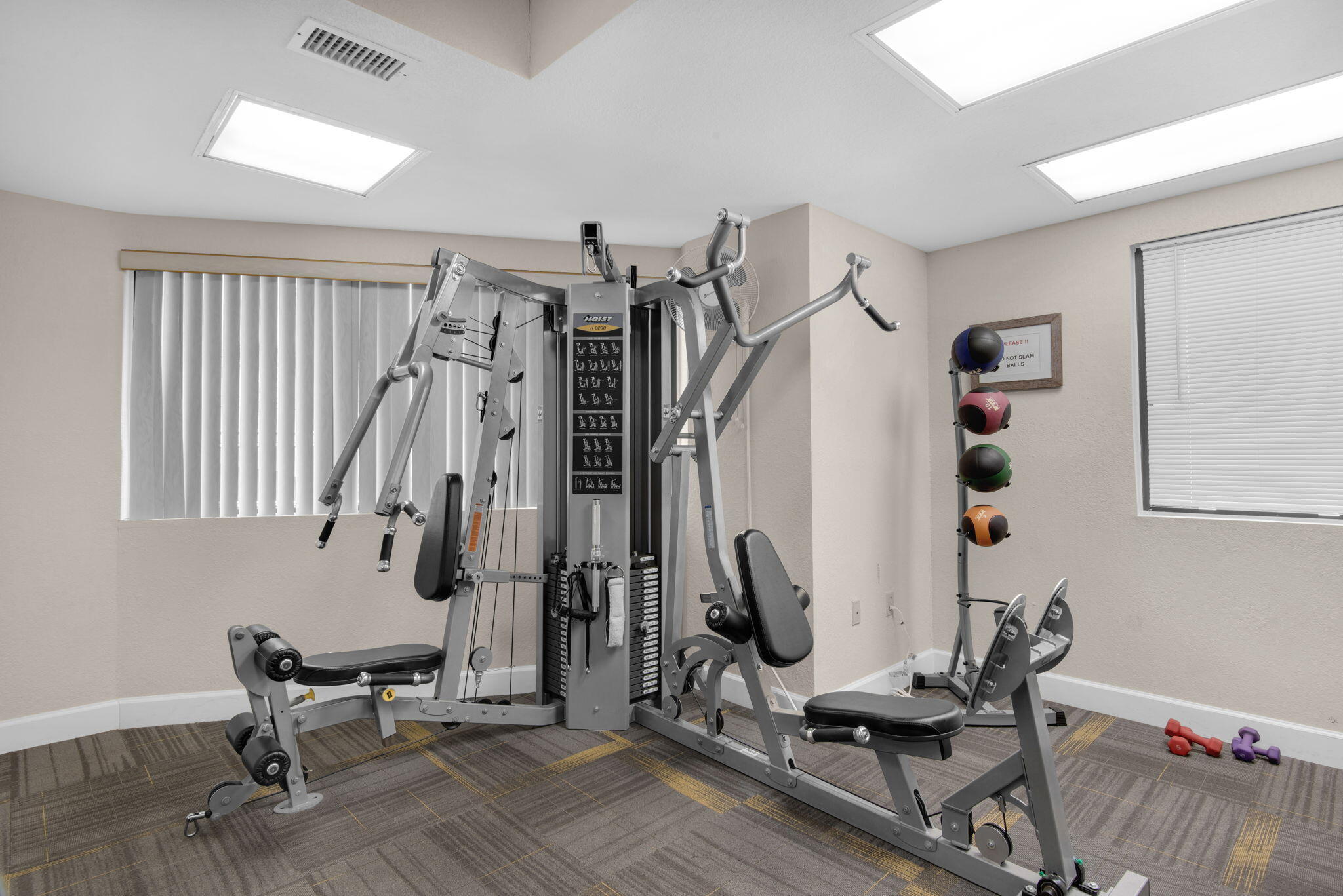 SURF DWELLER CONDO - Residential