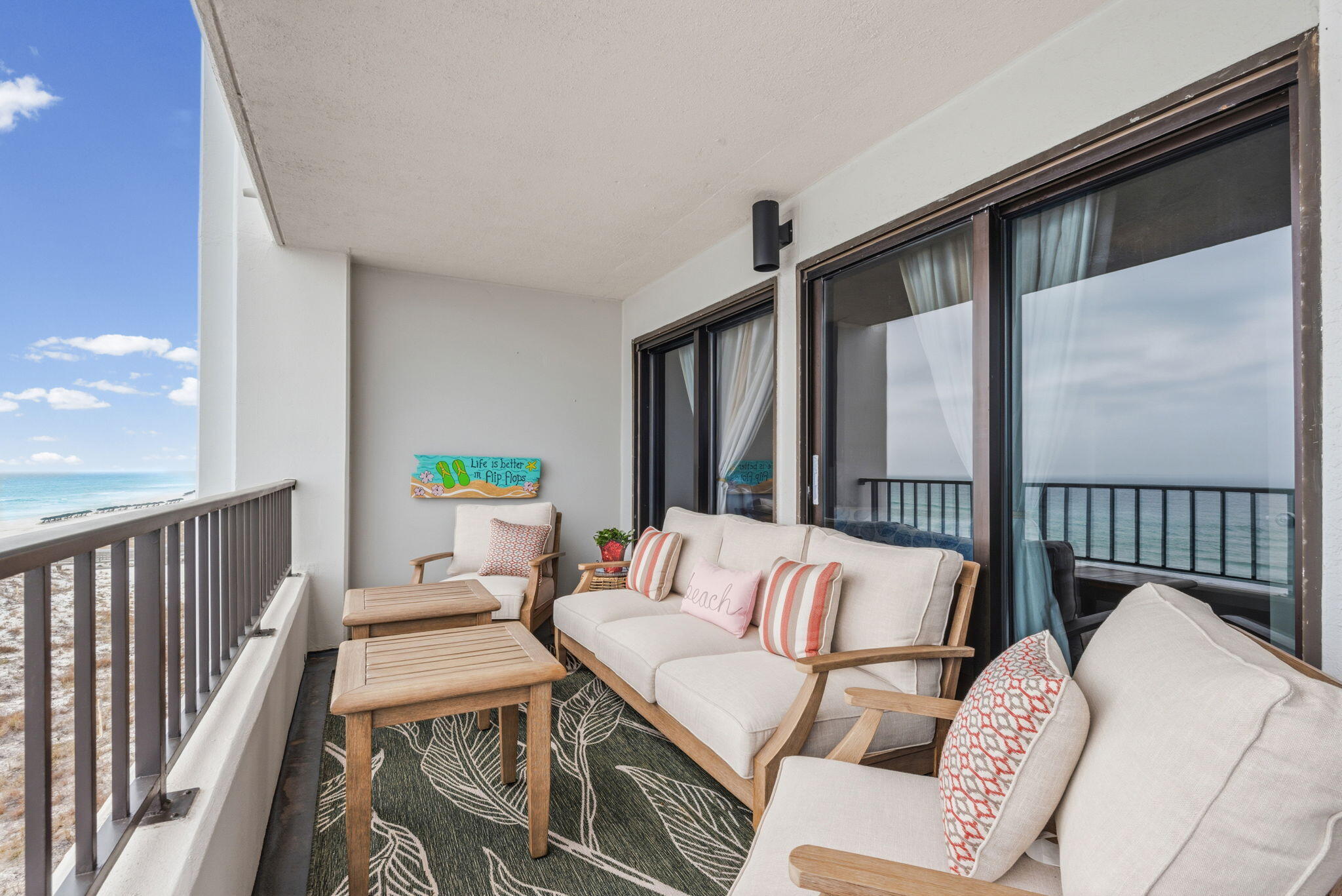 SURF DWELLER CONDO - Residential