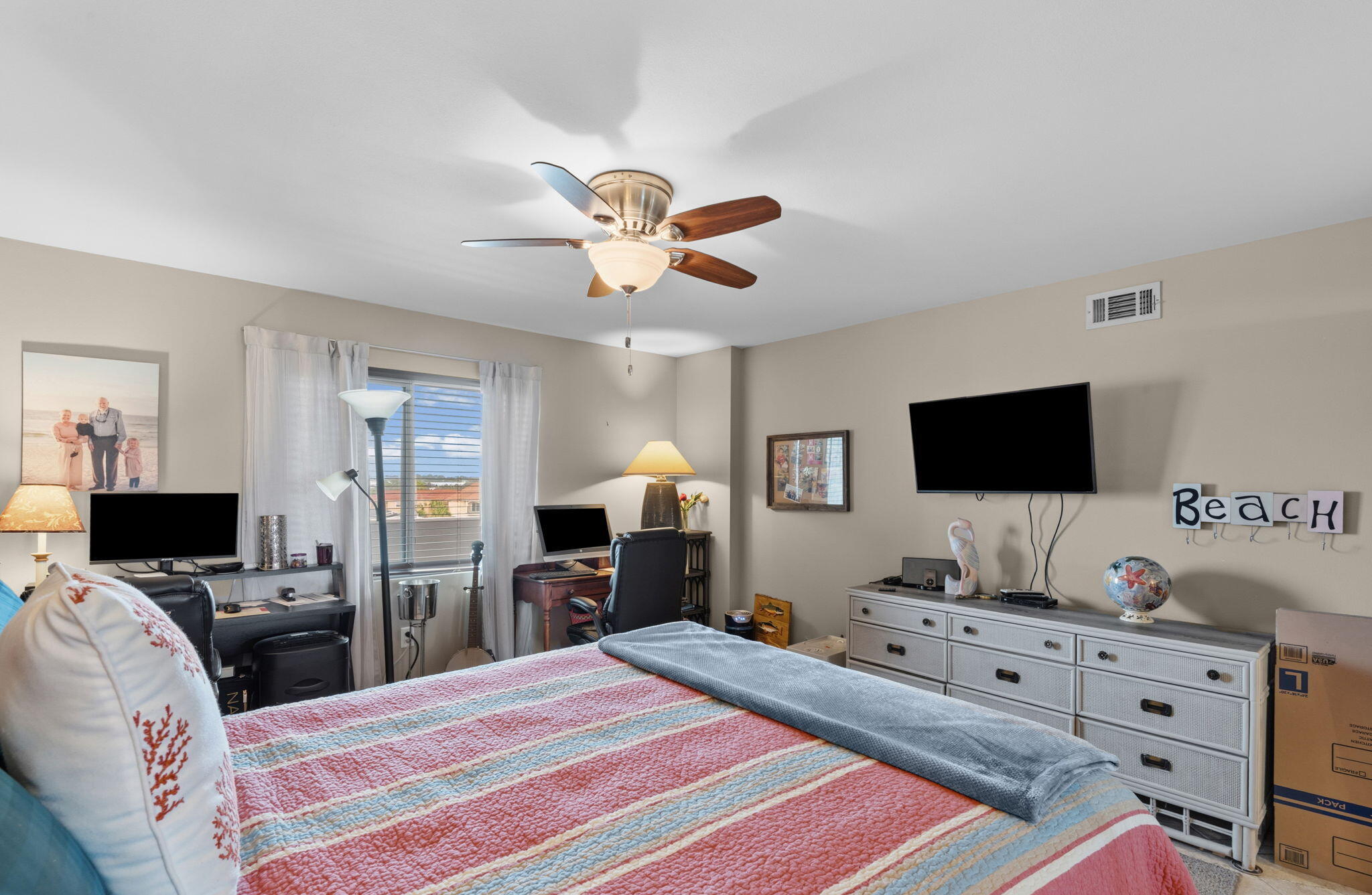 SURF DWELLER CONDO - Residential