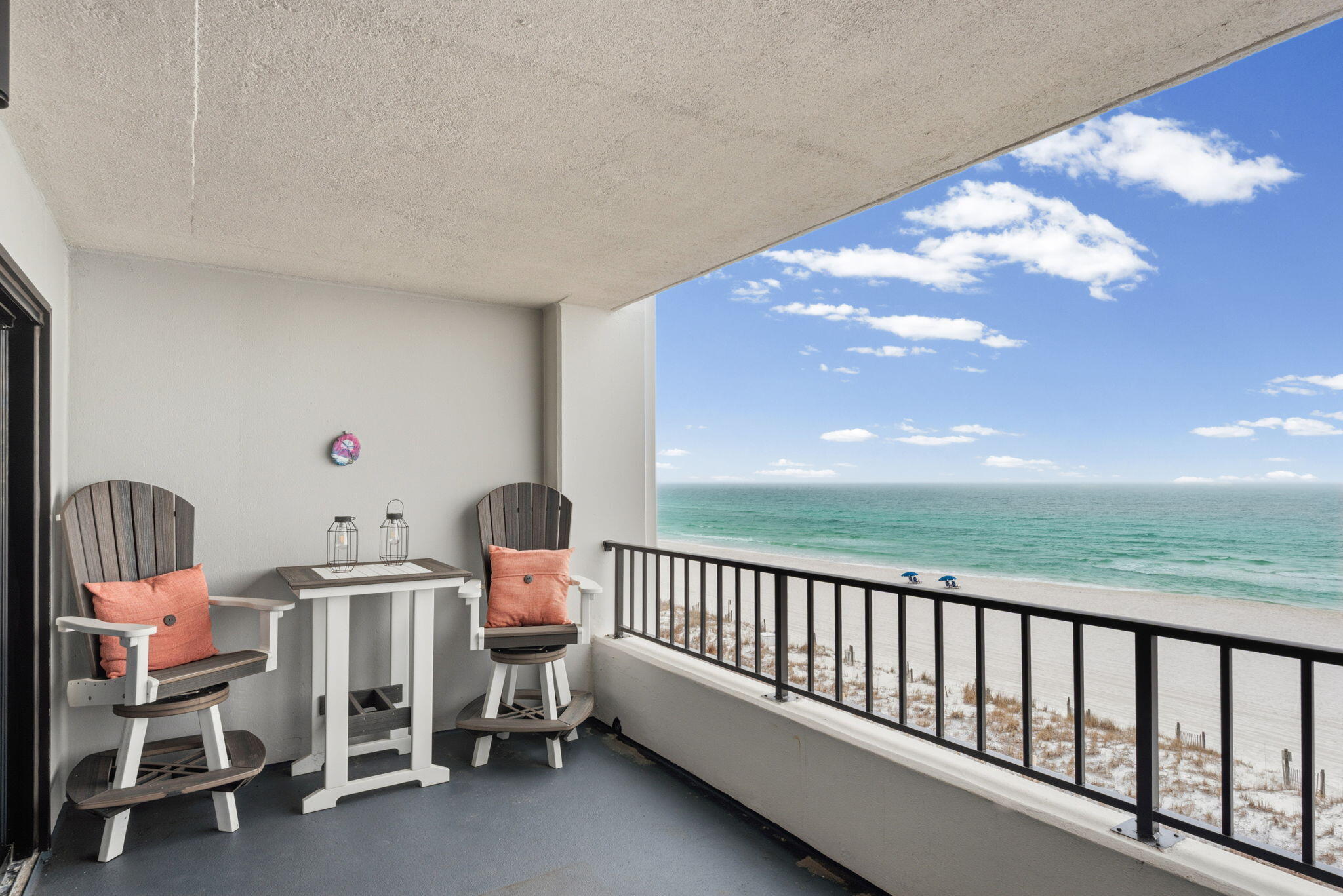 SURF DWELLER CONDO - Residential