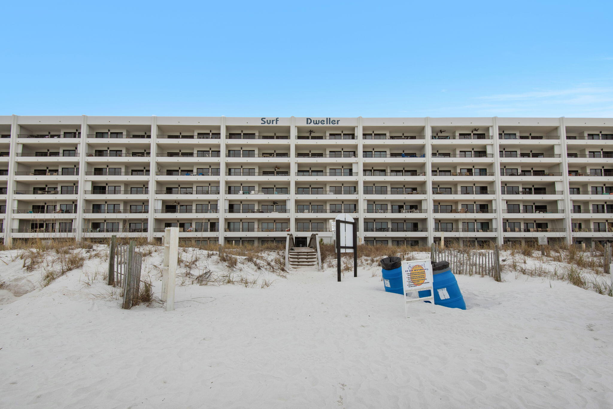 SURF DWELLER CONDO - Residential