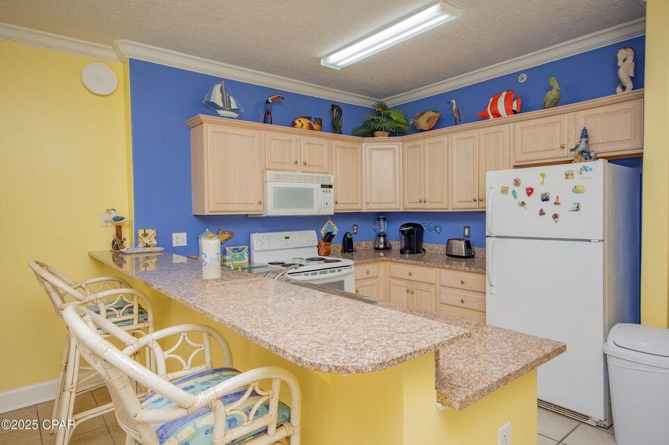 Twin Palms Resort - Residential