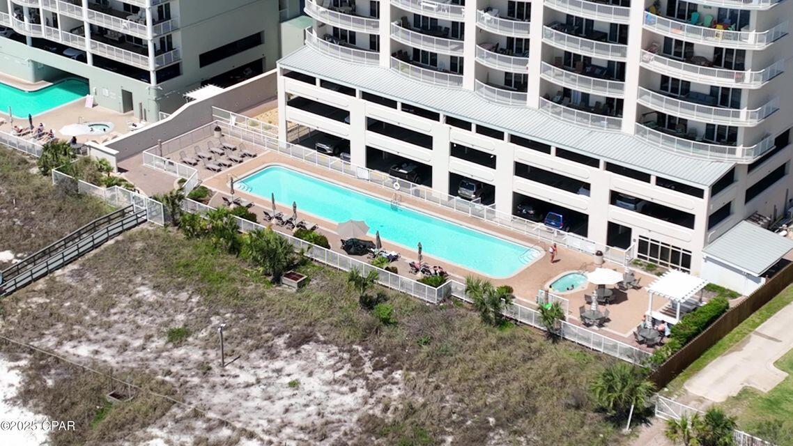 Twin Palms Resort - Residential