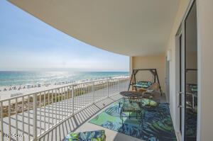 Twin Palms Resort - Residential