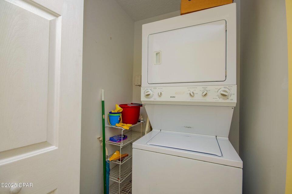 Twin Palms Resort - Residential