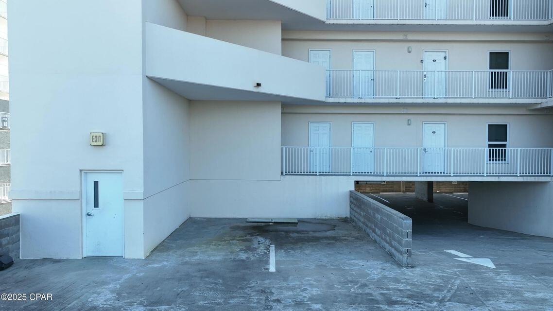 Twin Palms Resort - Residential