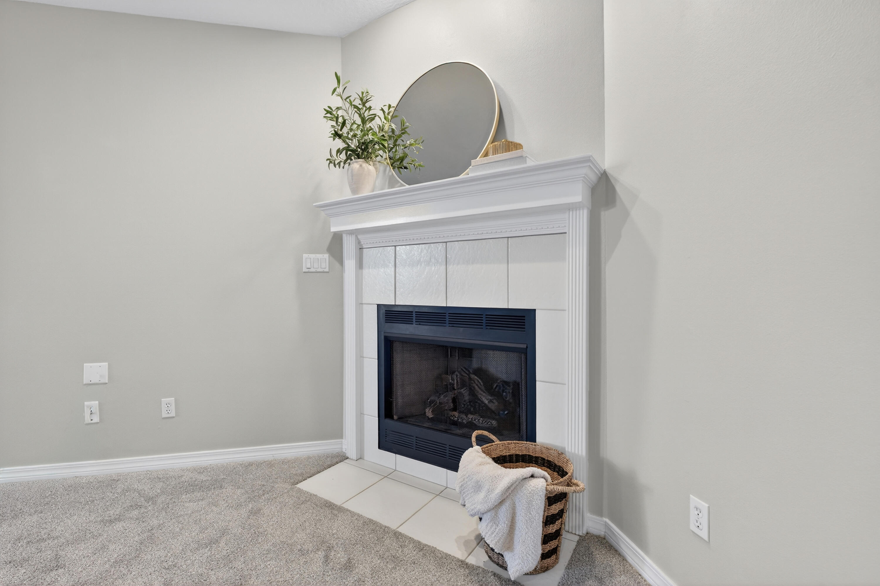 BRIDGEPORT COLONY - Residential