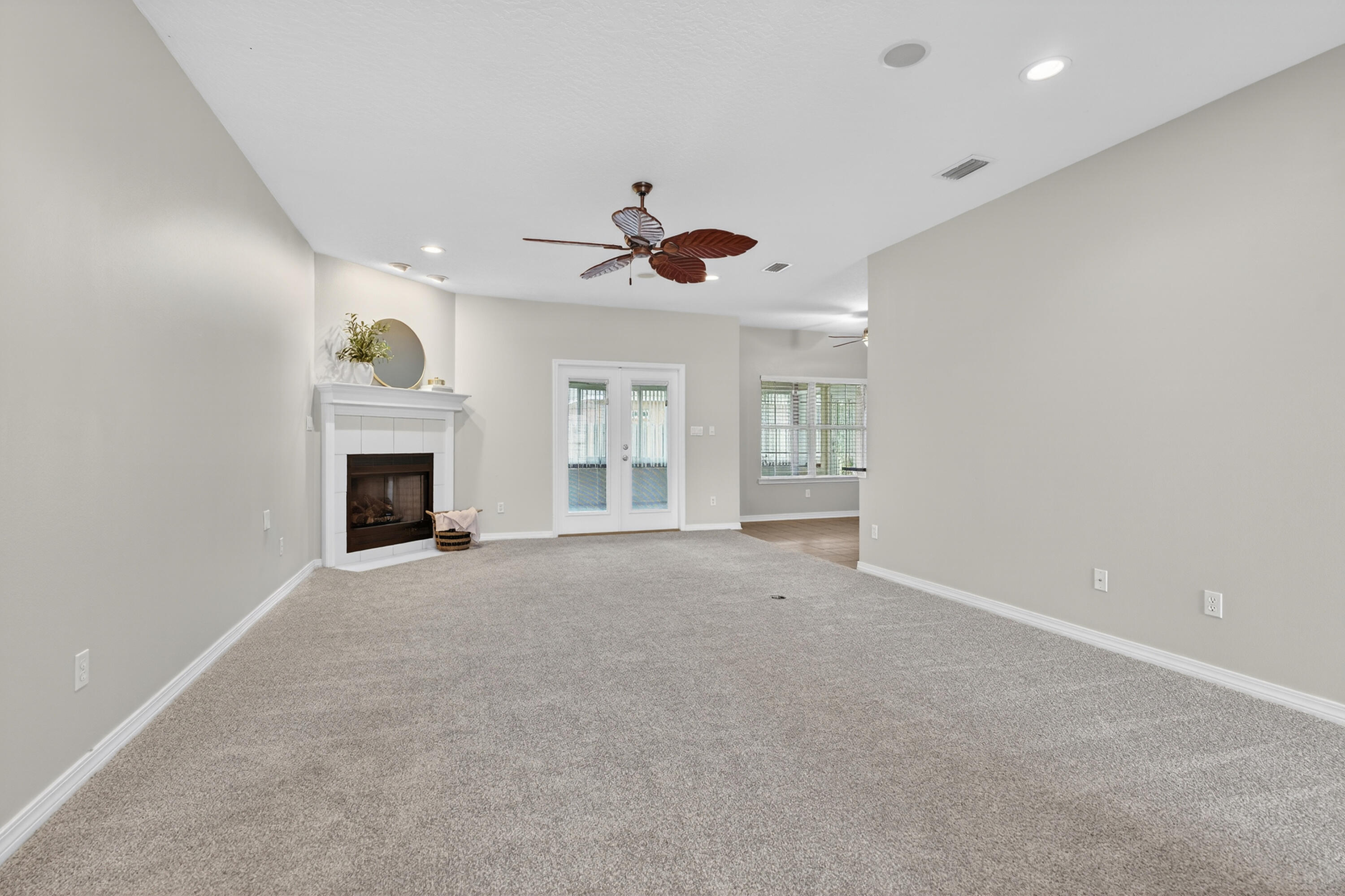 BRIDGEPORT COLONY - Residential