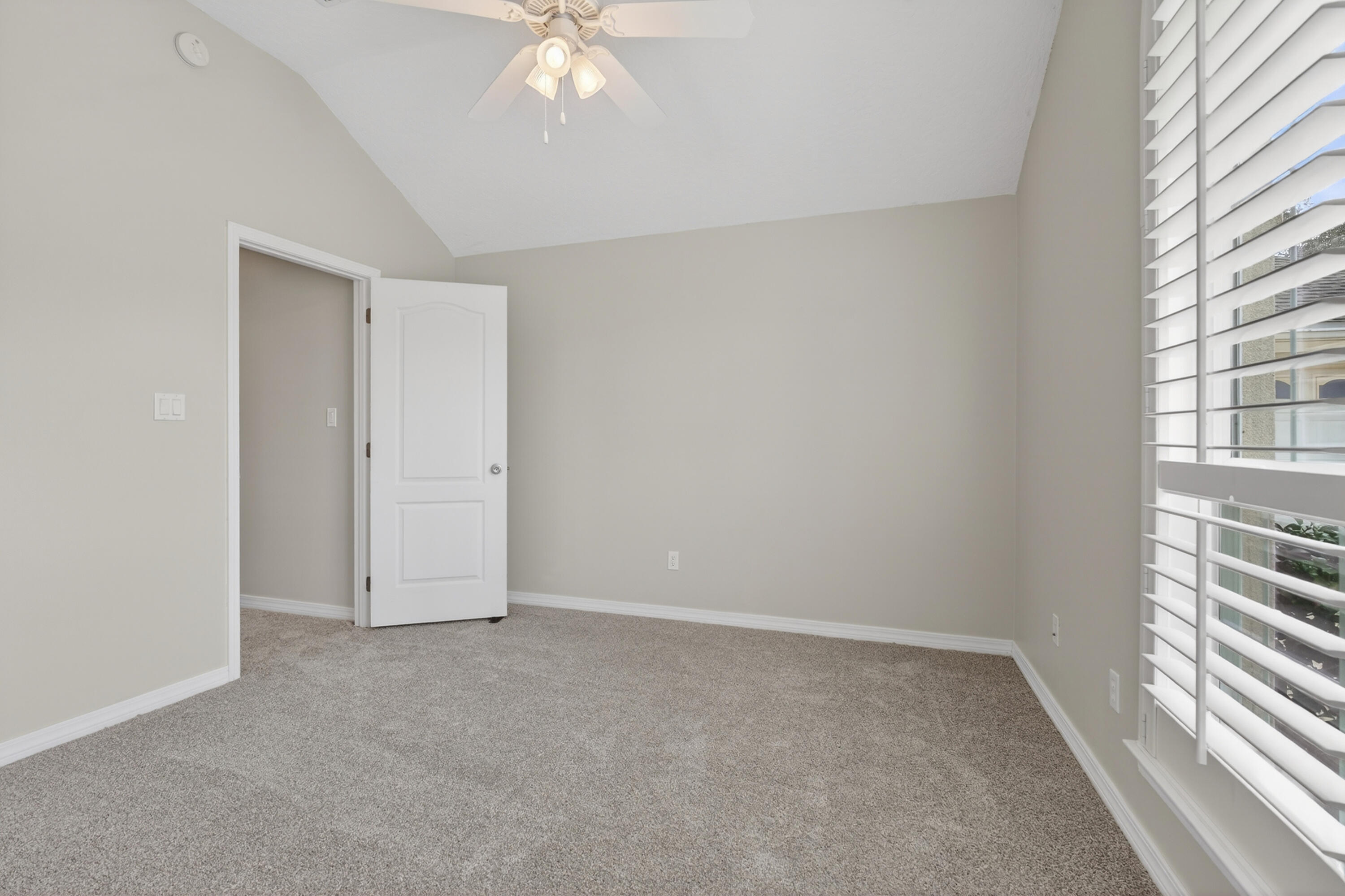 BRIDGEPORT COLONY - Residential