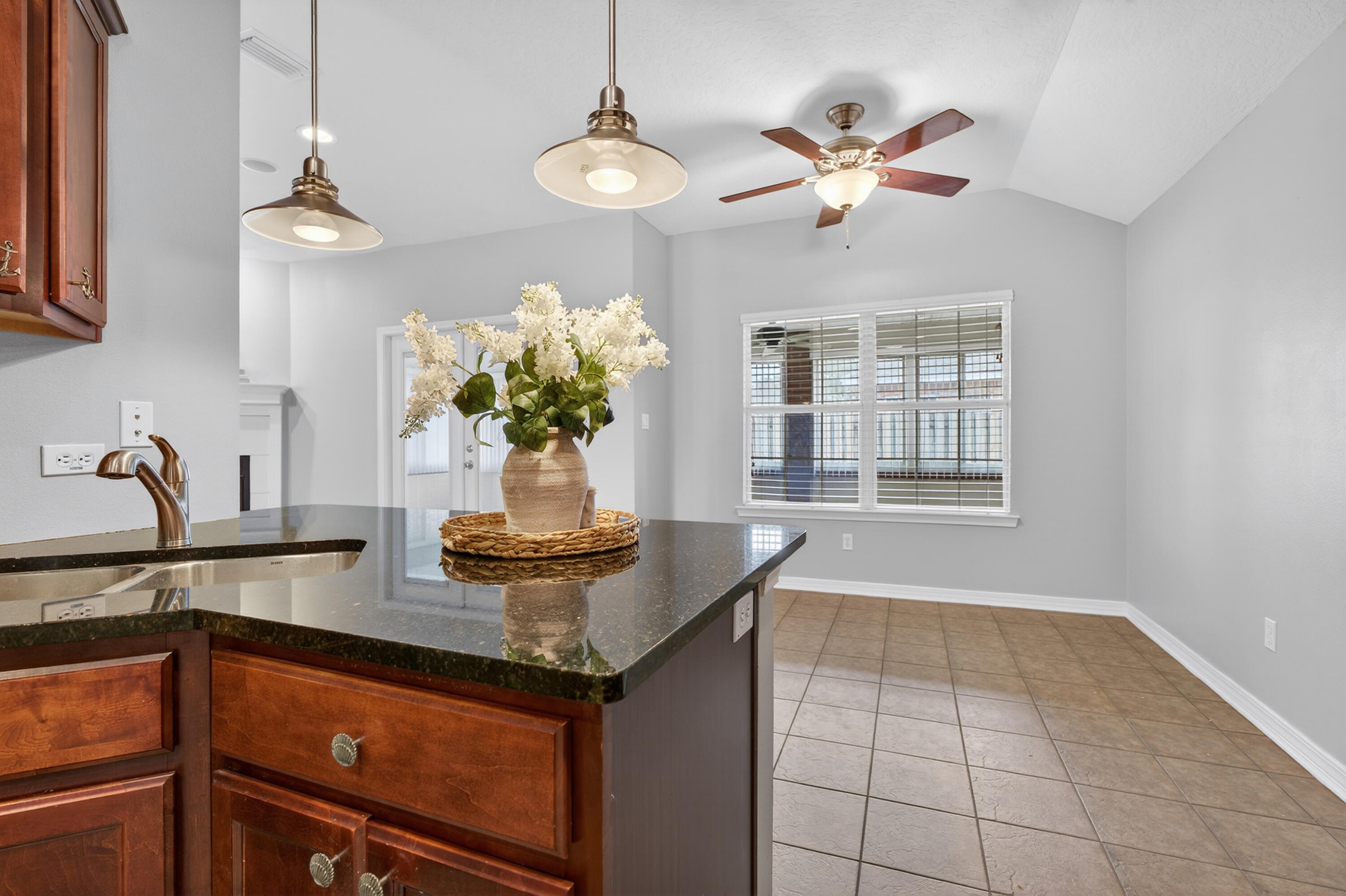 BRIDGEPORT COLONY - Residential