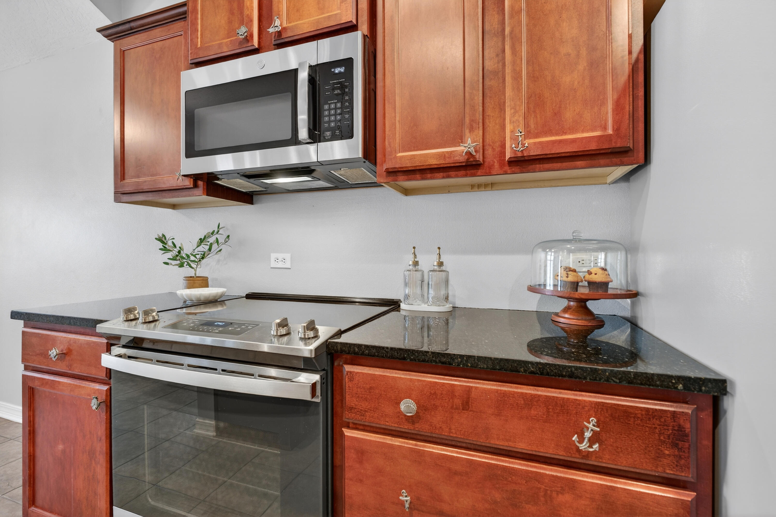 BRIDGEPORT COLONY - Residential