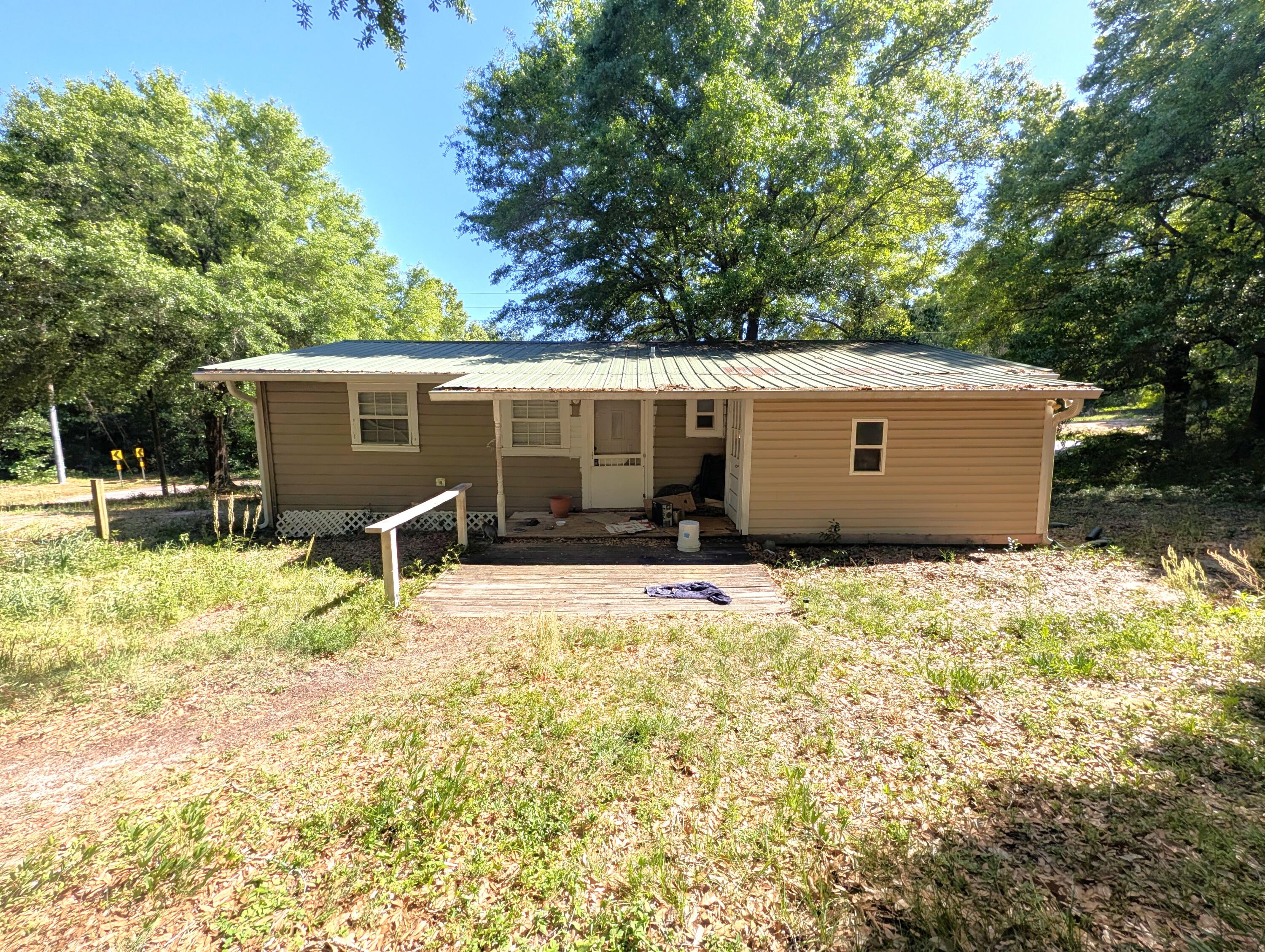 CRESTVIEW - Residential